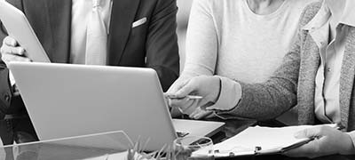 Benötigen Sie Hilfe bei der Finanzbuchhaltung oder Gehaltsabrechnung? Ihre Steuerberater Kathrin Brune-Eckhoff und Prof. Dr. Alfons Brune aus Georgsmarienhütte sind für Sie da